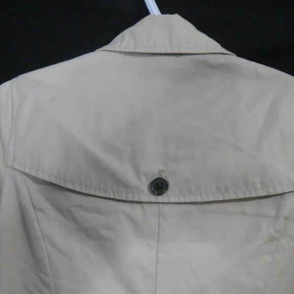 BANANA REPUBLIC | xs - extra small petite | Classic Beige Trench Coat with Belt - Picture 10 of 14